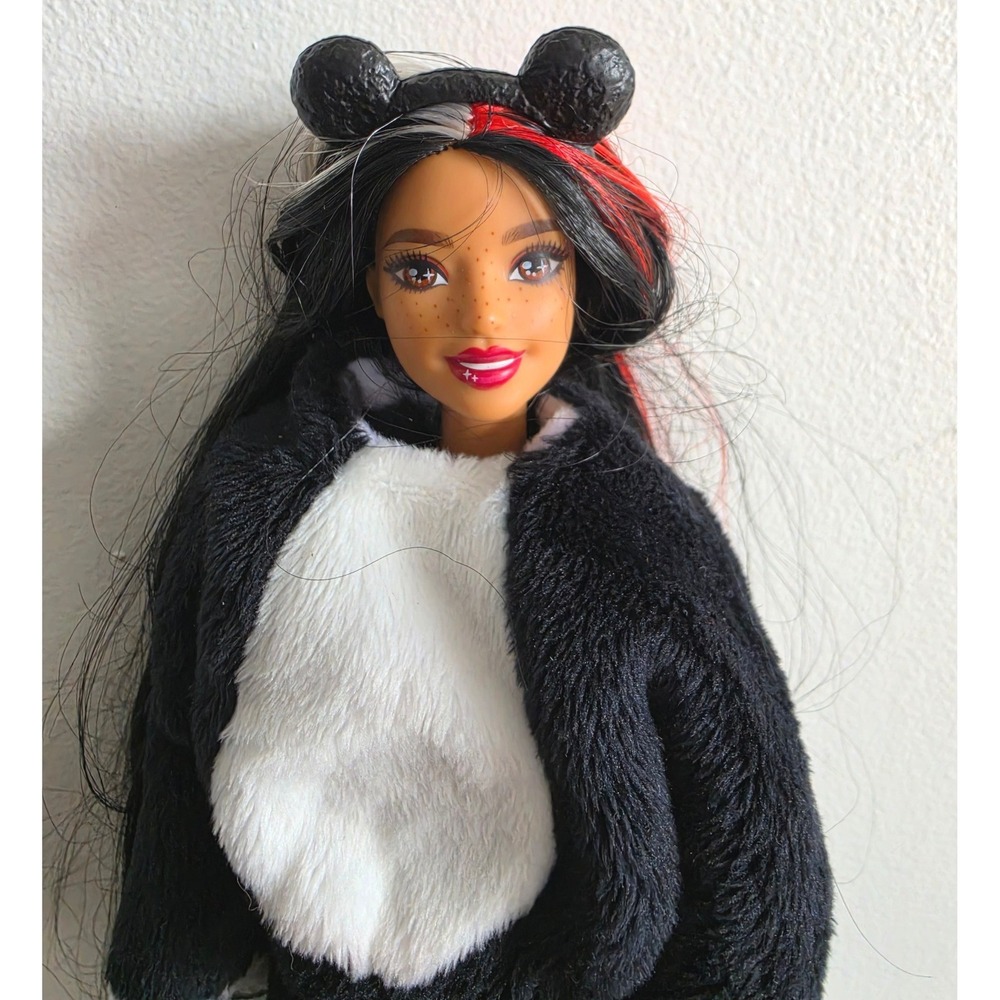 Mattel Barbie Cutie Reveal Panda Doll HHG22 Black Red White Hair Freckles